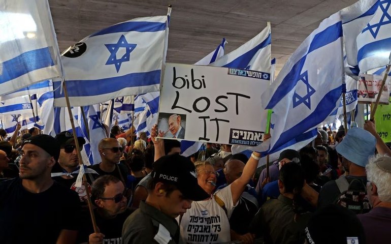 Protestos voltam a tomar ruas de Israel após reforma judicial avançar