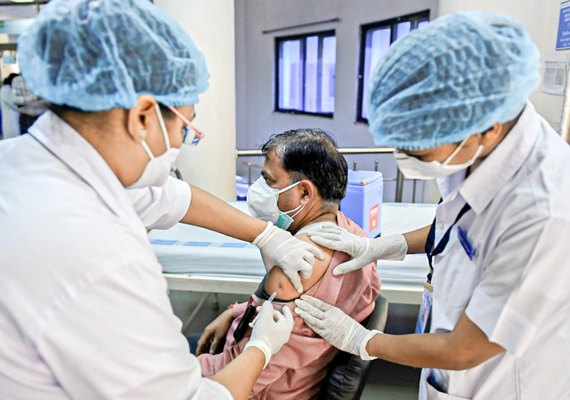 281.903 doses das vacinas contra a Covid-19 foram aplicadas em Alagoas