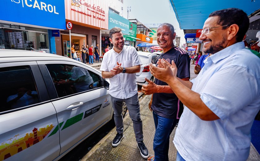 Chico Filho comemora novas permissões para taxistas em Maceió