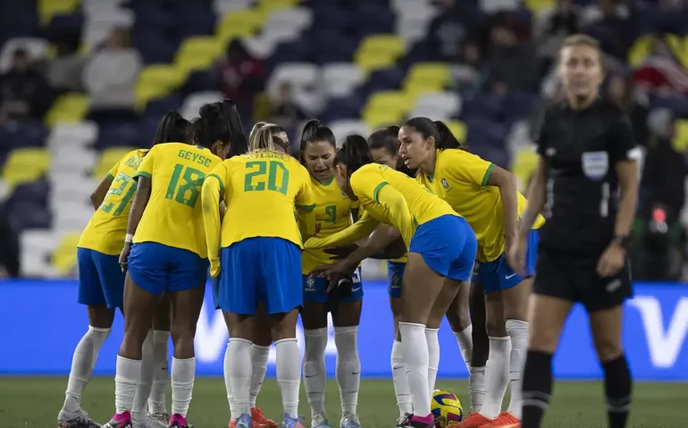 Brasil vence EUA em amistoso no futebol feminino e quebra tabu em solo americano