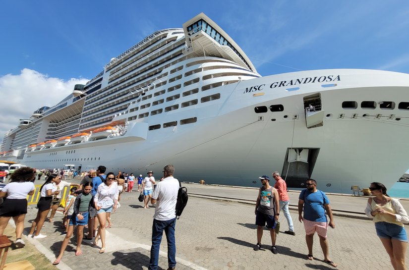 Temporada de cruzeiros bate recorde e traz mais de 30 mil turistas para Maceió em janeiro