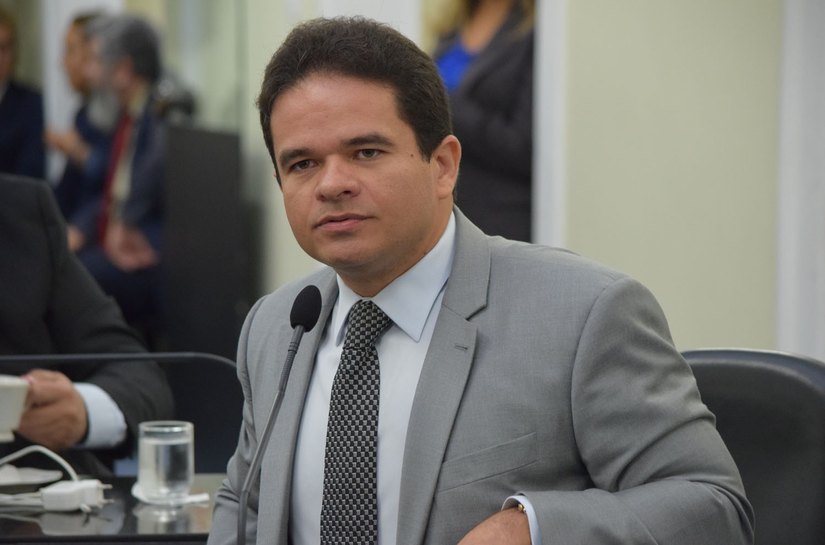Projeto de Marcelo Victor obriga frigoríficos monitorarem abate de bovinos