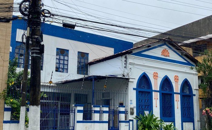 Casa de Passagem Familiar funciona em frente a Praça Rayol, no bairro Jaraguá