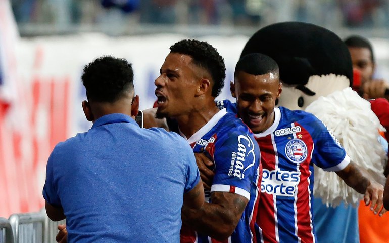 Bahia supera Fortaleza, soma terceira vitória seguida e se distancia da zona de rebaixamento