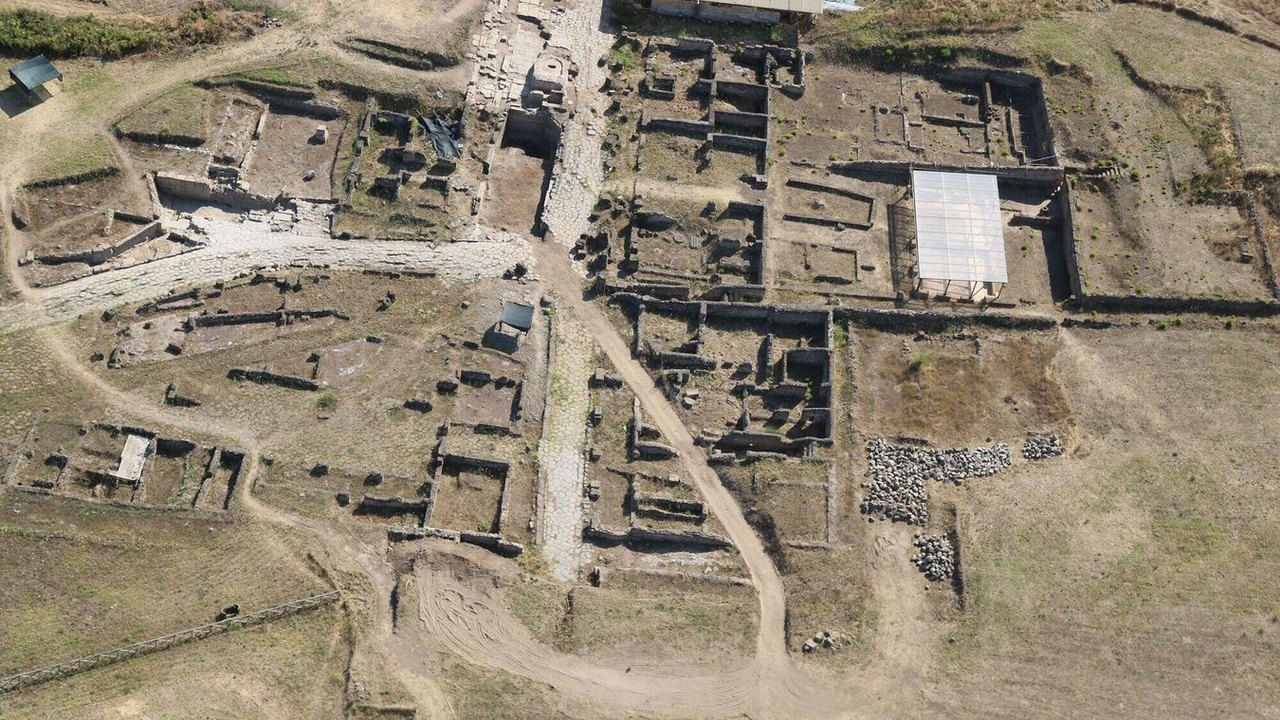 Descobrem na Itália túmulo de 2.300 anos associado ao culto da deusa grega Deméter