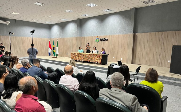 Uncisal conclui treze programas de residência e forma 39 profissionais de saúde