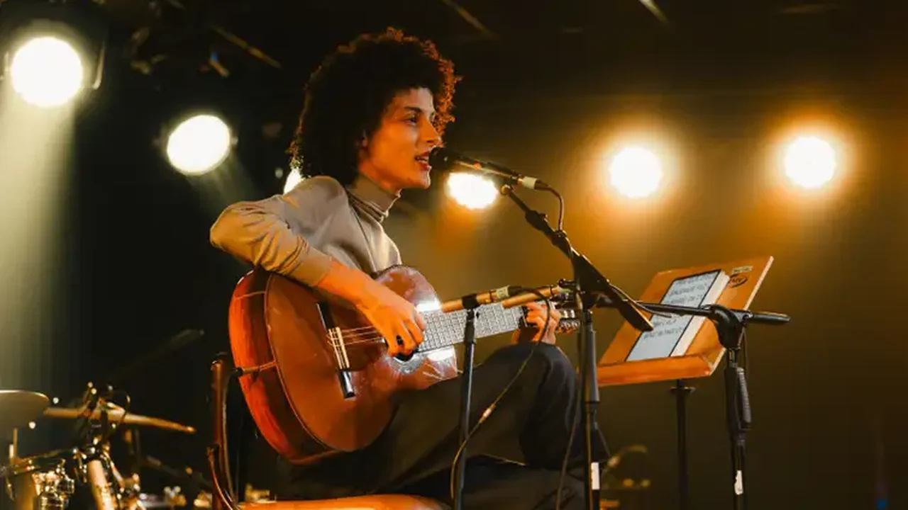 Quem é Will Santt, músico de 21 que estourou no Instagram cantando bossa nova e lança seu primeiro álbum  