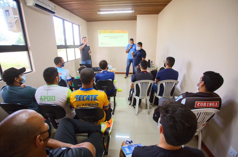 Futsal é tema de encontro entre profissionais do Esporte de Arapiraca e região