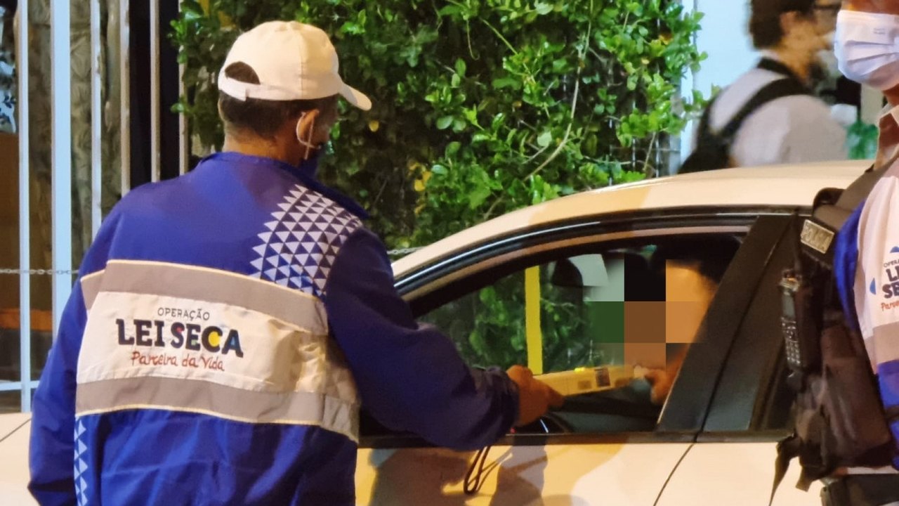 Primeiro trimestre de 2022 tem mais que o dobro de casos de alcoolemia ao volante em comparação a 2021