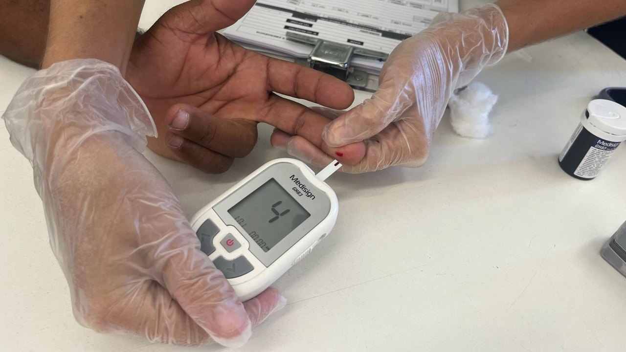 Médico do Hospital Ib Gatto orienta que pacientes com hipertensão e diabetes devem ter acompanhamento contínuo