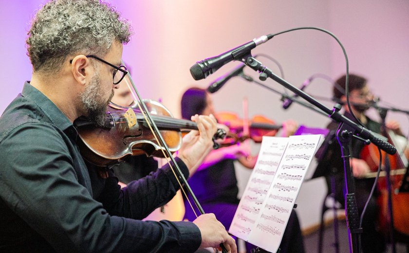 Mainha Night Concert celebra Dia das Mães com música no Centro de Convenções de Alagoas
