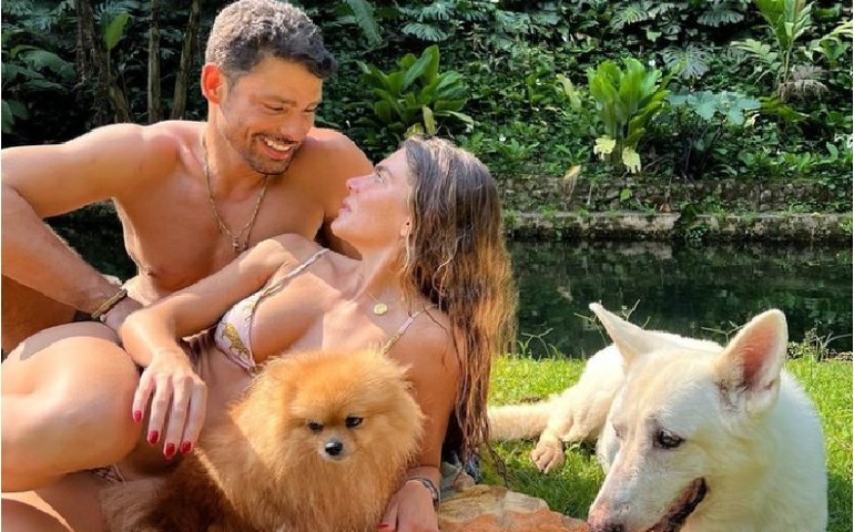 Mariana Goldfarb anuncia fim do casamento com Cauã Reymond e pede empatia