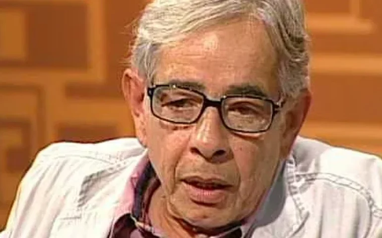 Morre aos 84 anos o poeta e tradutor Leonardo Fróes, um dos nomes mais celebrados da literatura contemporânea nacional