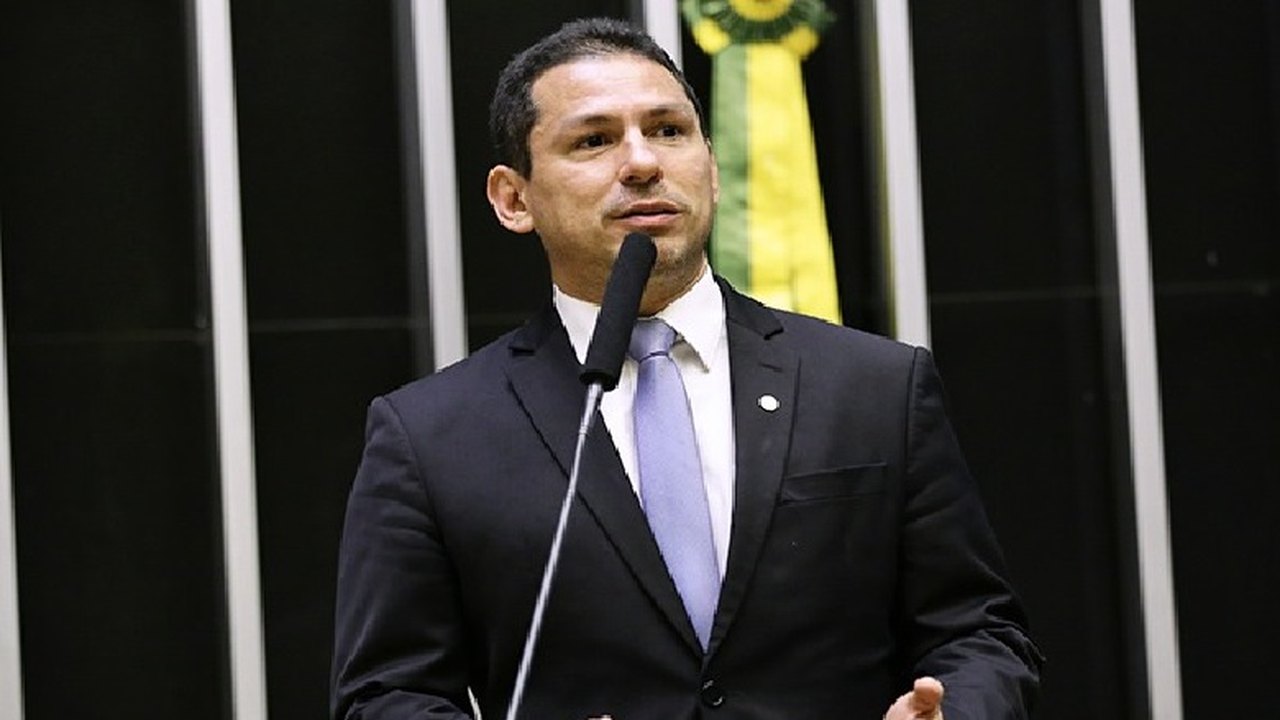 Marcelo Ramos defende alocar emendas de relator em conclusão de obras paradas –