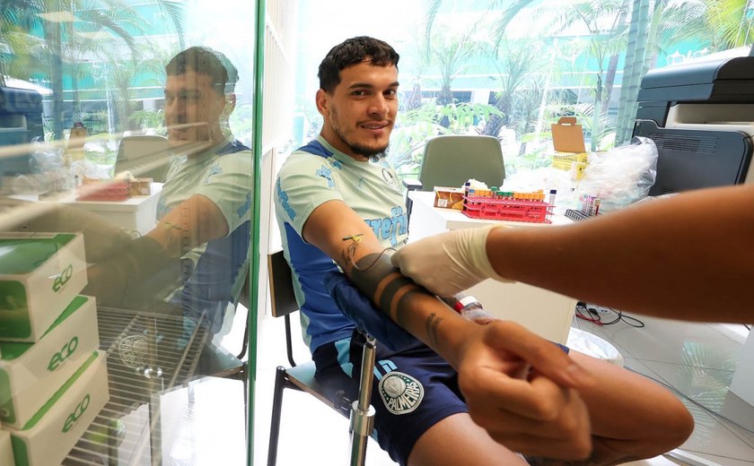 Com 7 jogadores vindos da base, Palmeiras passa por exames na Academia de Futebol