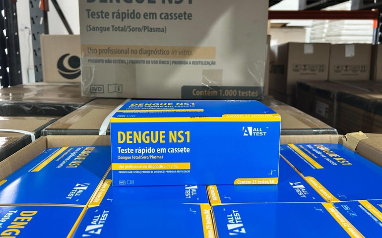 Sesau distribui quase 2 mil caixas de testes rápidos para detecção da dengue nesta quarta-feira