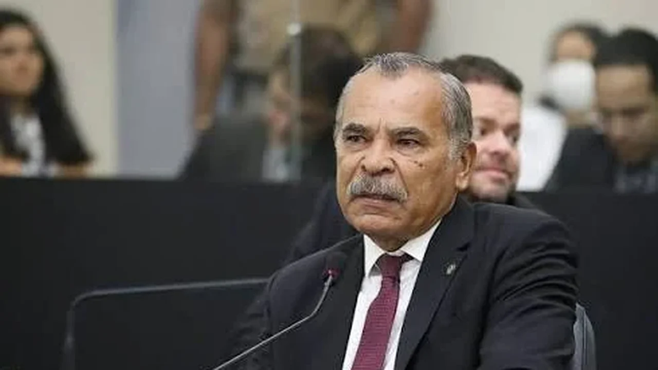 A Assembleia Legislativa de Alagoas oficializa a exoneração do ex-deputado estadual Tarcizo Freire