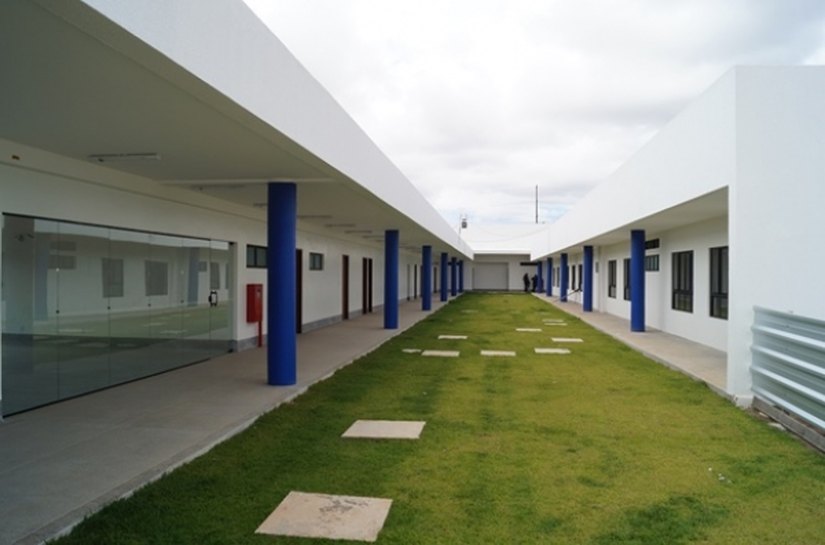 Renan Filho assegura entrega do novo IML de Maceió para 2017