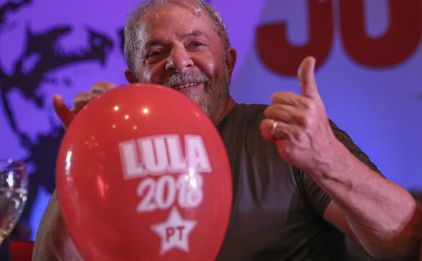 Defesa de Lula diz que ele tem direito a horário eleitoral