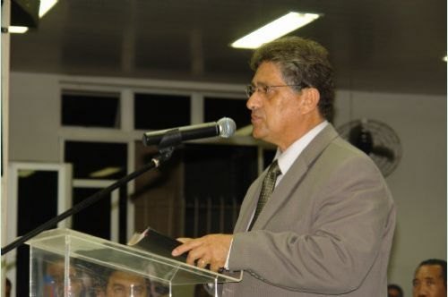 Pr. Israel (SP) ministrando a Palavra