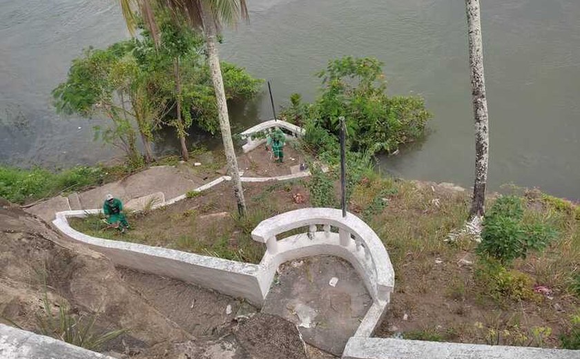 Cartão postal de Penedo recebe serviço de limpeza e manutenção