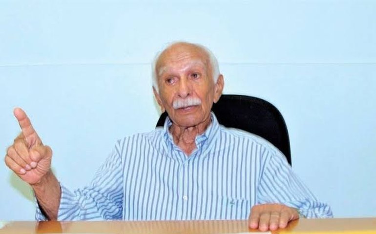 Moacir Teófilo, fundador do Colégio Bom Conselho e símbolo do ensino no agreste, morre aos 97 anos