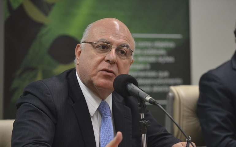 Sustentabilidade é ônus para alguns países e 'bônus extraordinário' para o Brasil, diz deputado