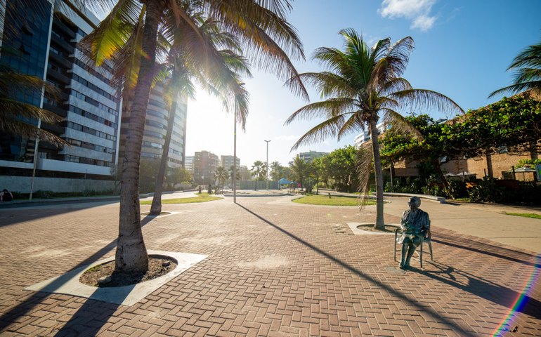 Corredor Vera Arruda recebe força-tarefa de secretarias para atender demanda de moradores