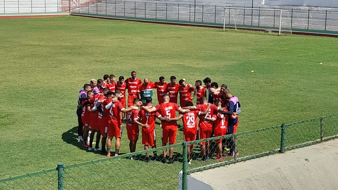 CSE finaliza trabalhos visando a estreia amanhã no Alagoano diante do Murici