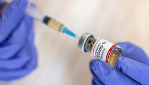2020-11-05t143610z_1_lynxmpega414y_rtroptp_4_health-coronavirus-vaccine.jpg / Foto: Foto: EBC