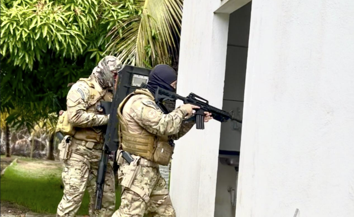 PCAL cumpre mandado de busca e apreensão em residência de hacker PCAL cumpre mandado de busca e apreensão em residência de hacker