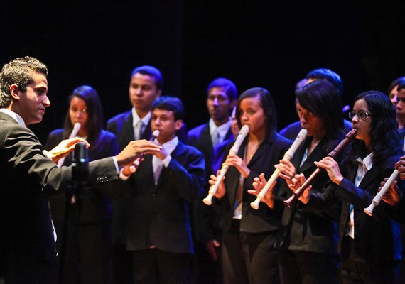 Missa em alusão à Páscoa nesta quinta-feira