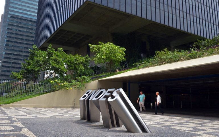 Plano Brasil Soberano terá ao todo 4 linhas de crédito, detalha diretor do BNDES