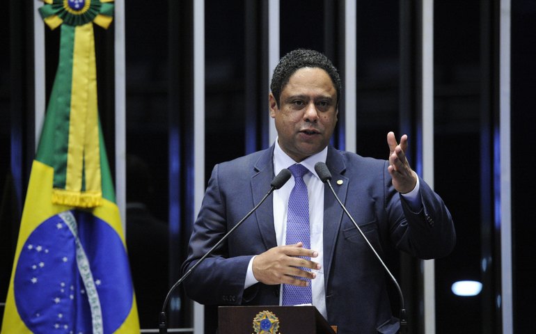 Orlando Silva defende debate para regulação da internet já no início do governo