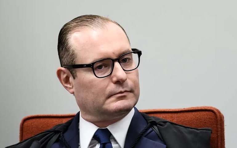 Zanin vota por eleição direta no Rio e Fux diverge; julgamento no STF prossegue nesta 5ª-feira