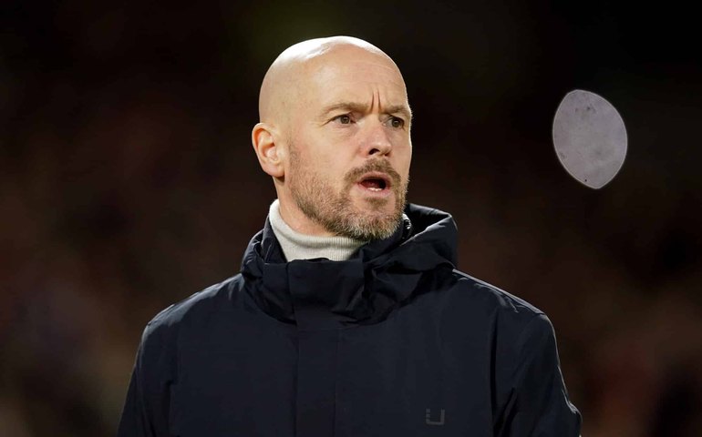 Ten Hag diz que Garnacho se desculpou por curtir posts criticando o treinador: 'seguimos em frente'