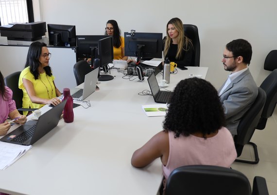 Mutirão une forças para agilizar processos de violência doméstica e familia