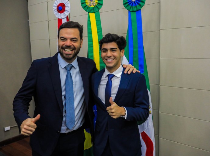 Ao tomar posse, Gerônimo Barbosa reforça compromisso de ampliar o trabalho de Silvania em favor de quem mais precisa