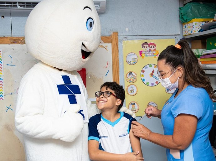 Arapiraca realiza Semana de Saúde na Escola com foco em vacinação e saúde mental