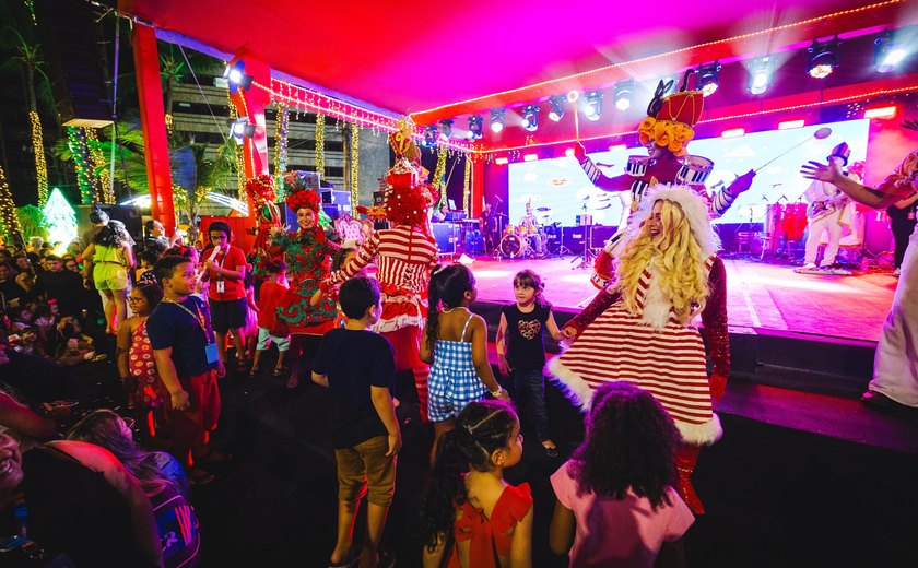 Natal e aniversário de Maceió se unem em festa de luz e cultura na Ponta Verde