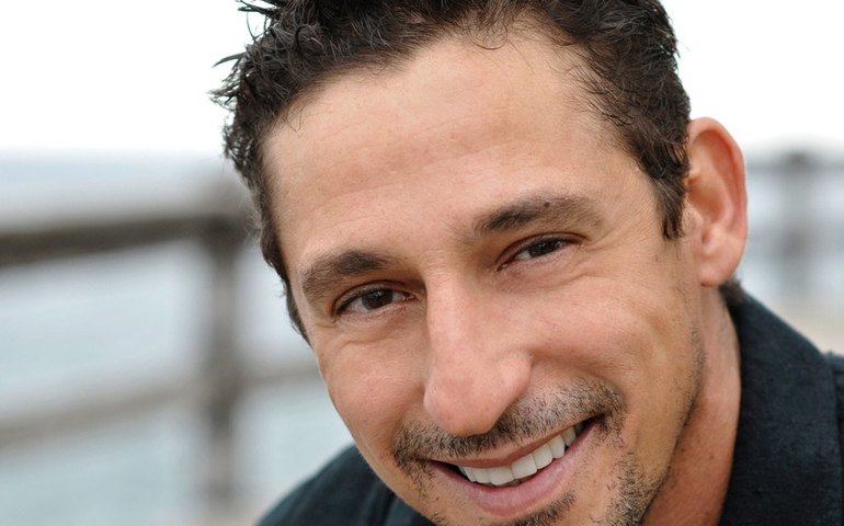 Tuca Andrada responde a Elba sobre festa na casa de cantora em meio à pandemia