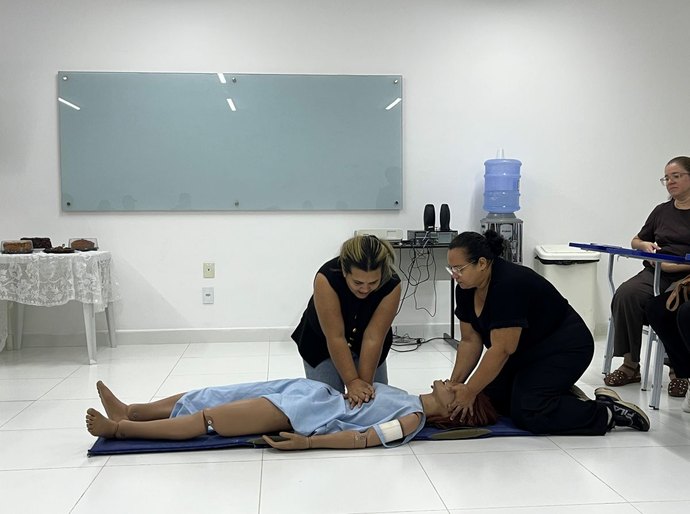 Etsal forma nova turma em primeiros socorros e prepara comunidade para agir em emergências