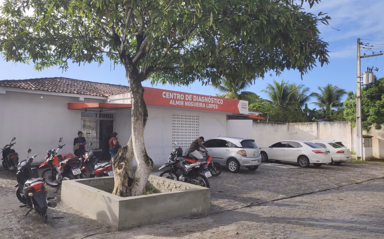 Prefeitura de Penedo garante transporte para mulheres da zona rural realizarem mamografias