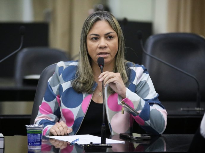 Deputada Flávia Cavalcante denuncia agressão do DMTT e da Guarda Municipal contra líder comunitário