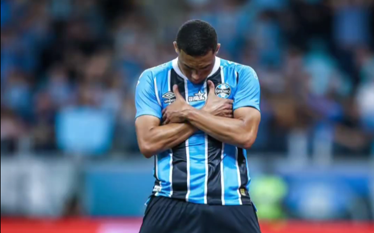 São Paulo sucumbe sem repertório em campo e perde para o Grêmio pelo Brasileirão