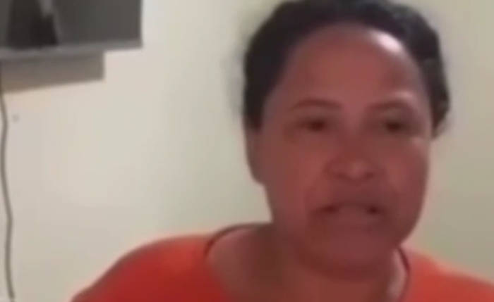 Caso foi denunciado nas redes sociais; vítima mostra ferimento e objetos quebrados