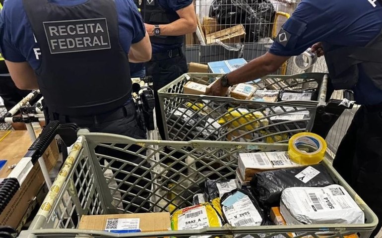 PF realiza operação contra corrupção e contrabando no Porto do Rio