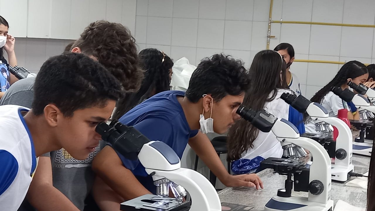 Alunos da Rede Municipal visitam mostra de ciências da Ufal e classificam experiência como “Extraordinária”