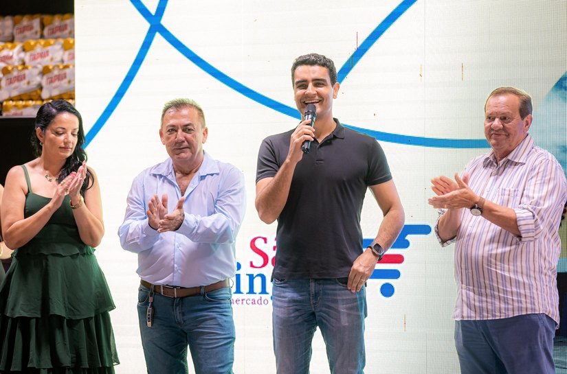 JHC prestigia abertura de supermercado e reforça que Maceió impulsiona geração de emprego no Estado