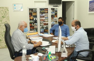 Teófilo prorroga e ratifica medidas de emergência para o enfrentamento a pandemia de coronavírus